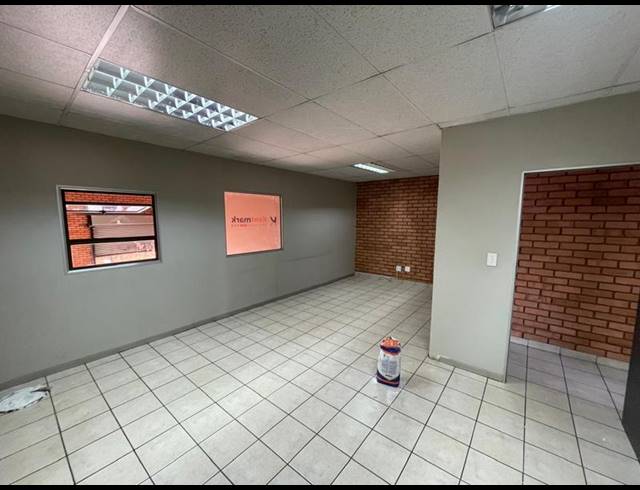 INDUSTRIAL PROPERTY TO RENT IN HENNOPS PARK INDUSTRIAL